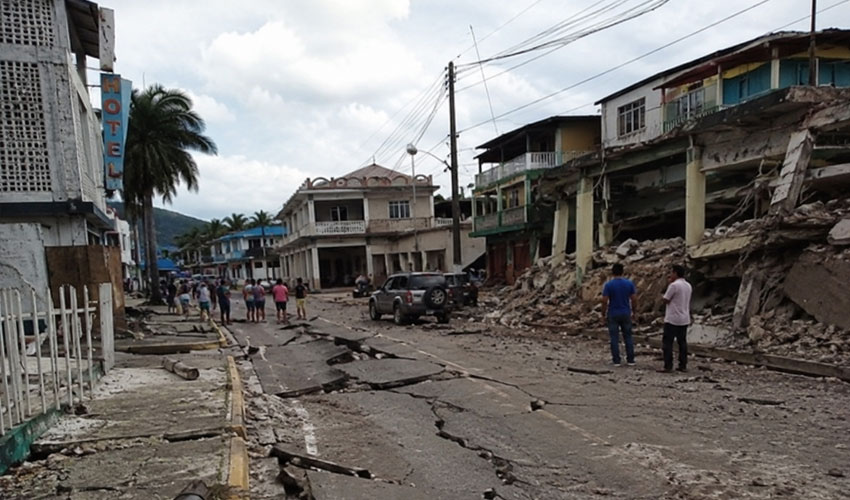Daños causados por un fuerte terremoto en Venezuela que muestran la importancia de un sistema de alerta sísmica.
