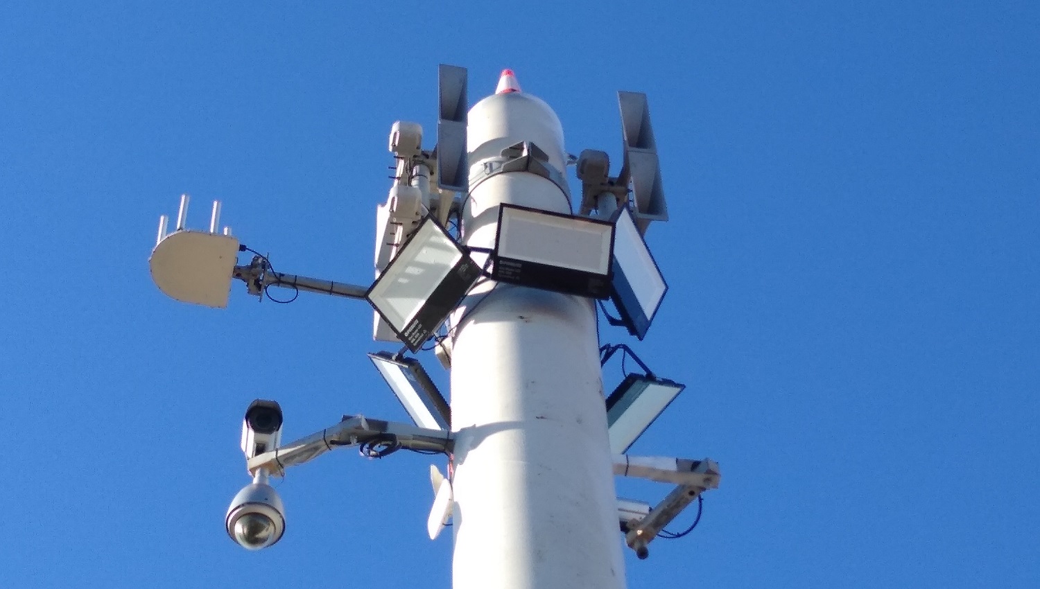 Sistema de megafonía y alerta en el Puerto de Napier, Hawke’s Bay, Nueva Zelanda